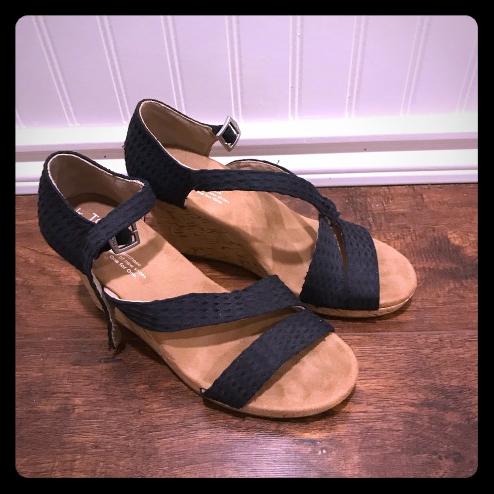 Toms Wedges